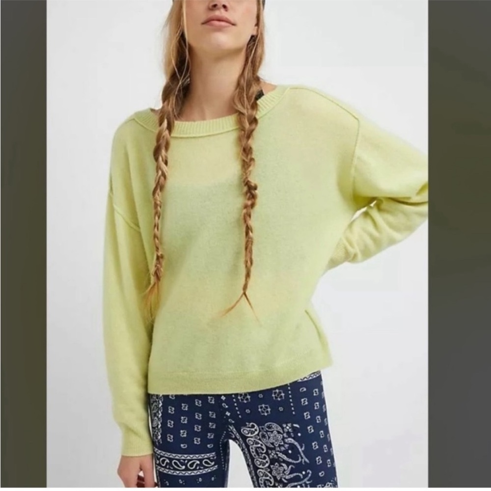 Nwt saturday sunday Anthropologie Light Green Crew Neck cashmere Sweater